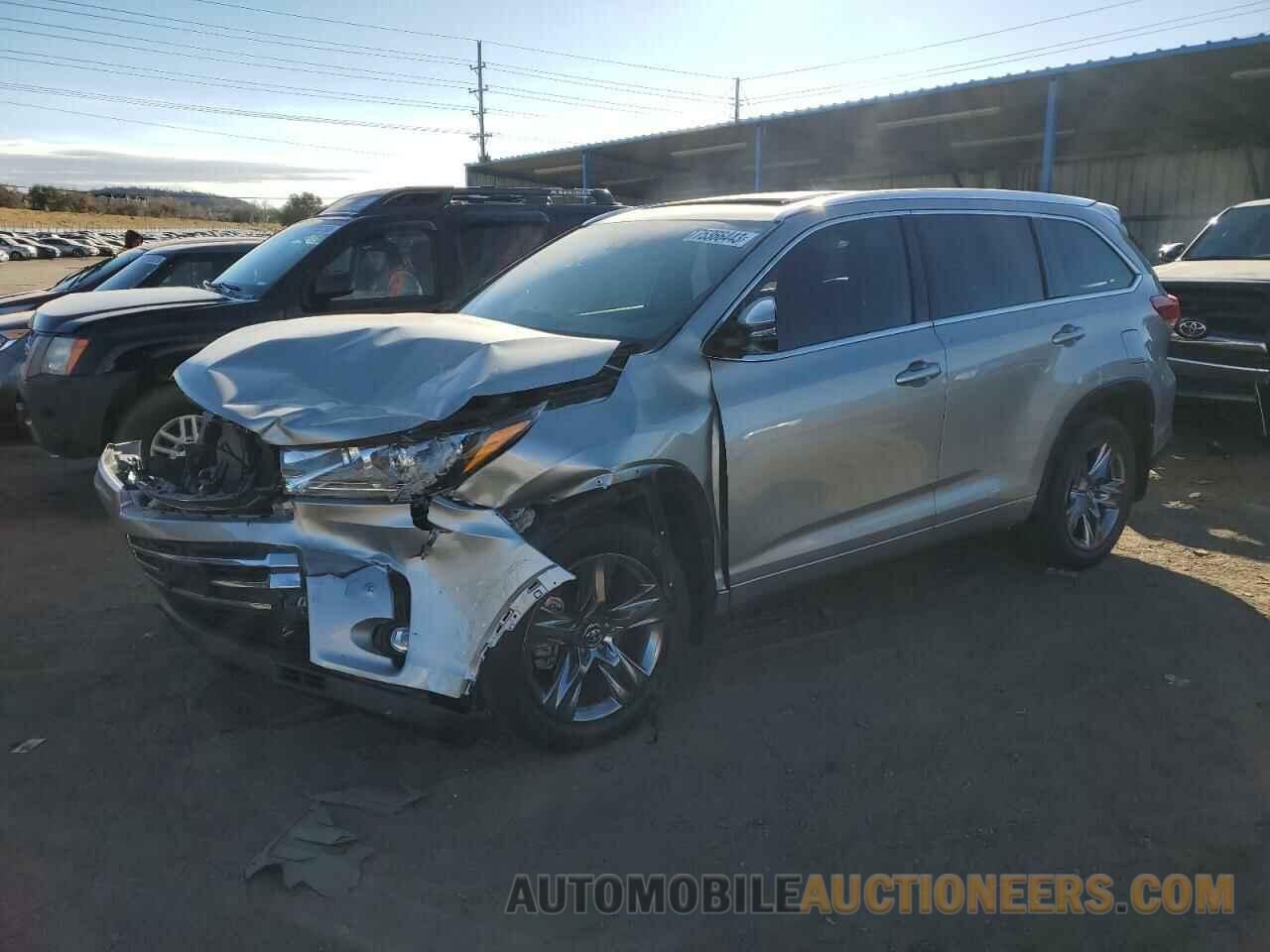 5TDDZRFH4KS945185 TOYOTA HIGHLANDER 2019