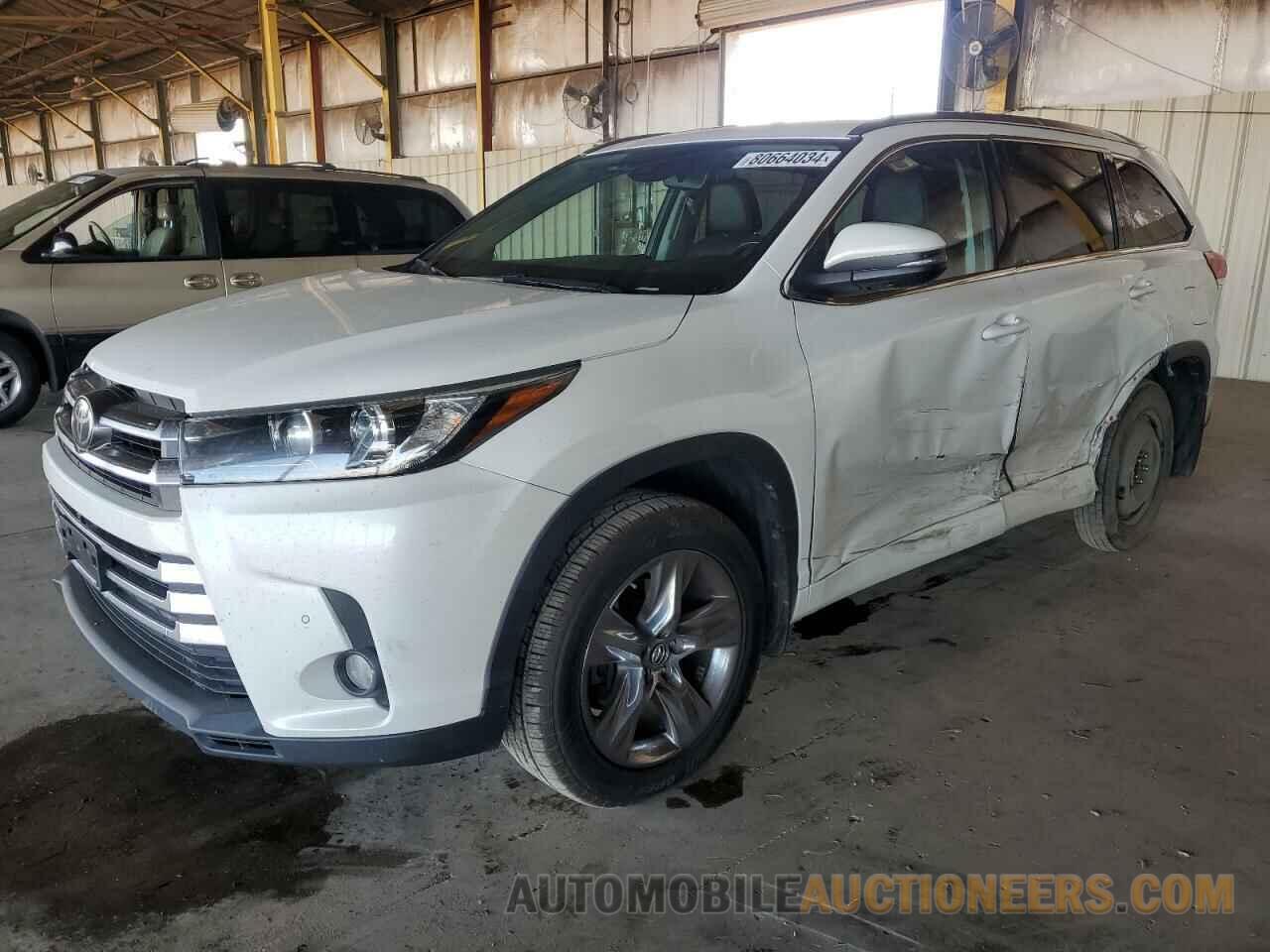 5TDDZRFH5HS396802 TOYOTA HIGHLANDER 2017