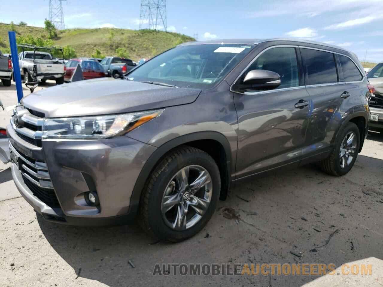 5TDDZRFH5KS702338 TOYOTA HIGHLANDER 2019