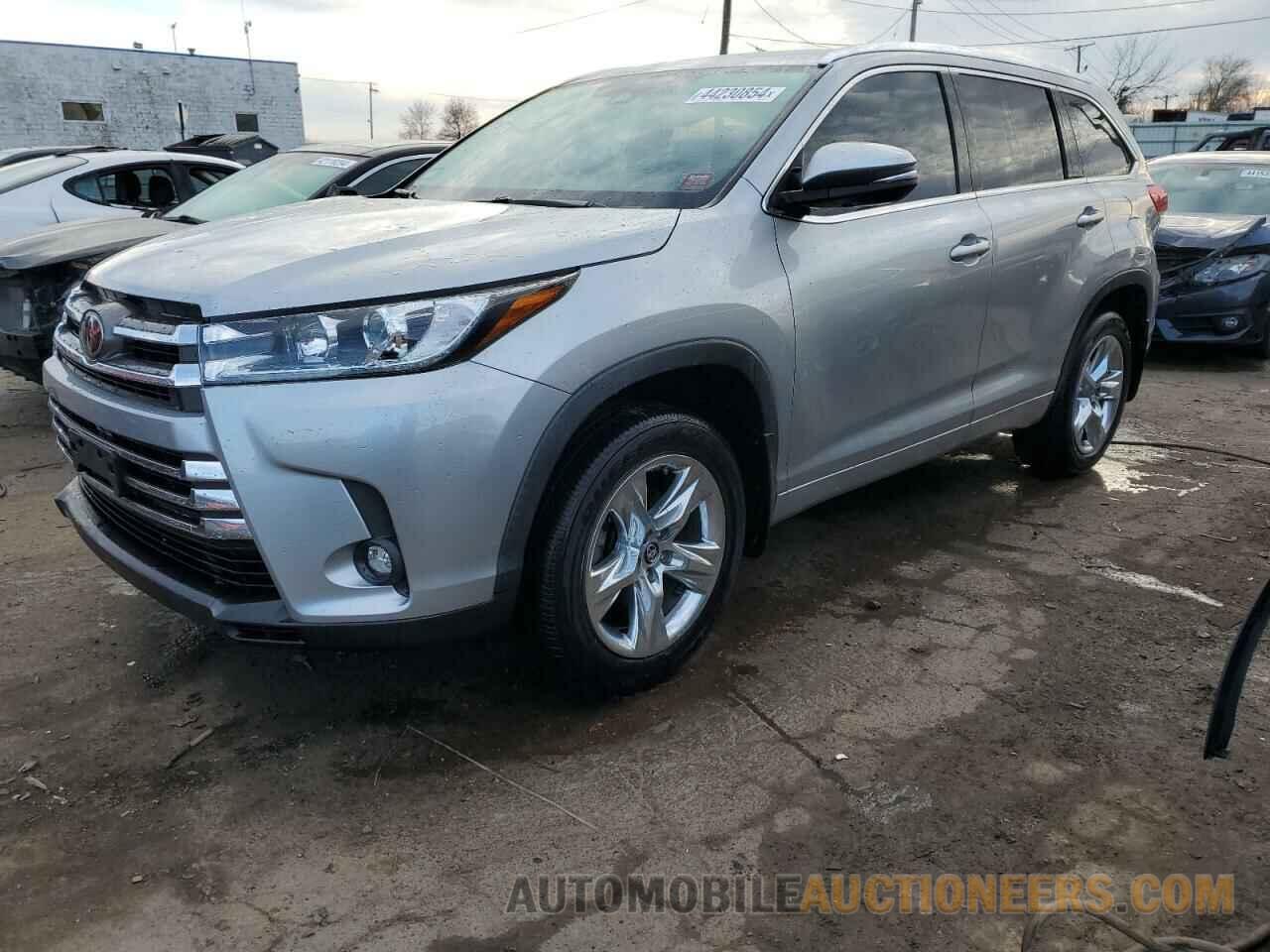 5TDDZRFH5KS724159 TOYOTA HIGHLANDER 2019