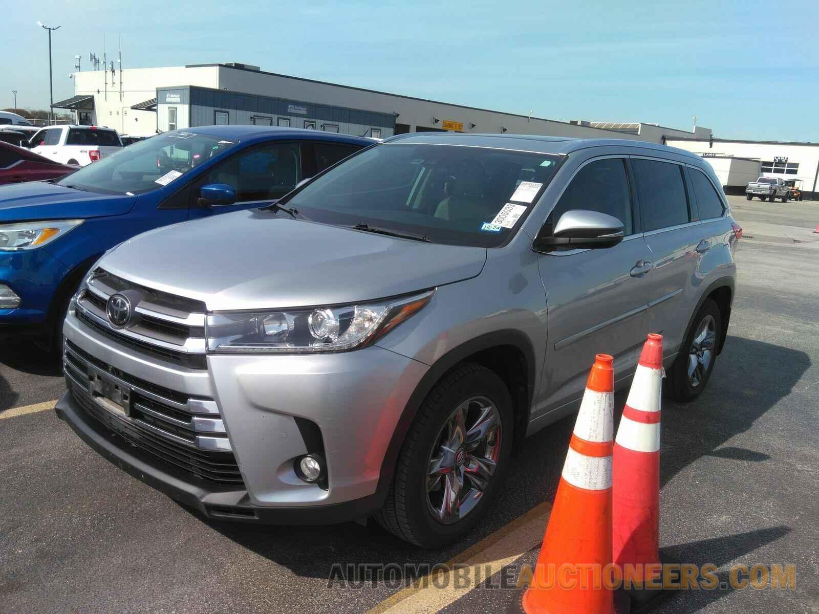 5TDDZRFH6JS800924 Toyota Highlander 2018