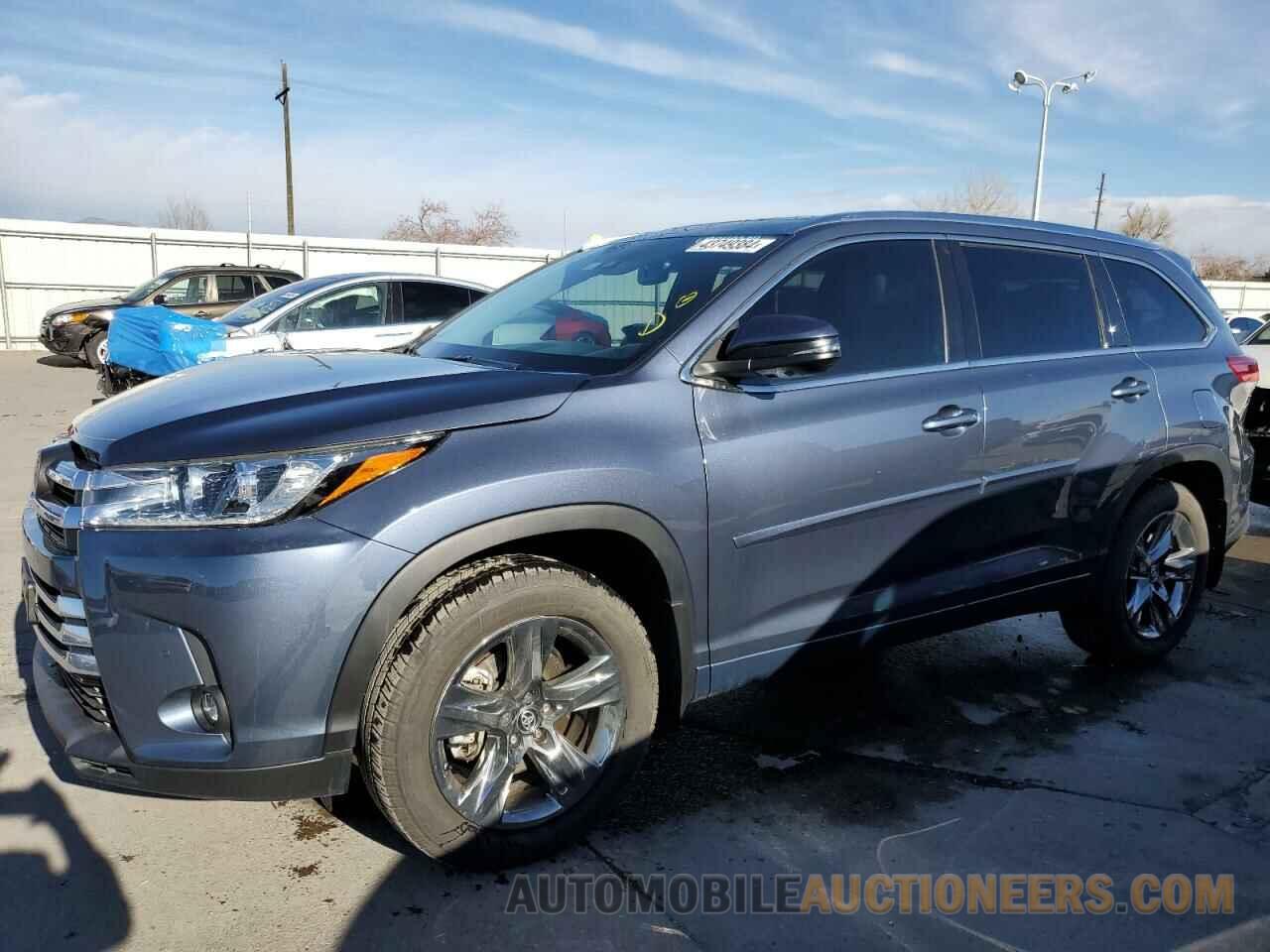 5TDDZRFH6KS951425 TOYOTA HIGHLANDER 2019