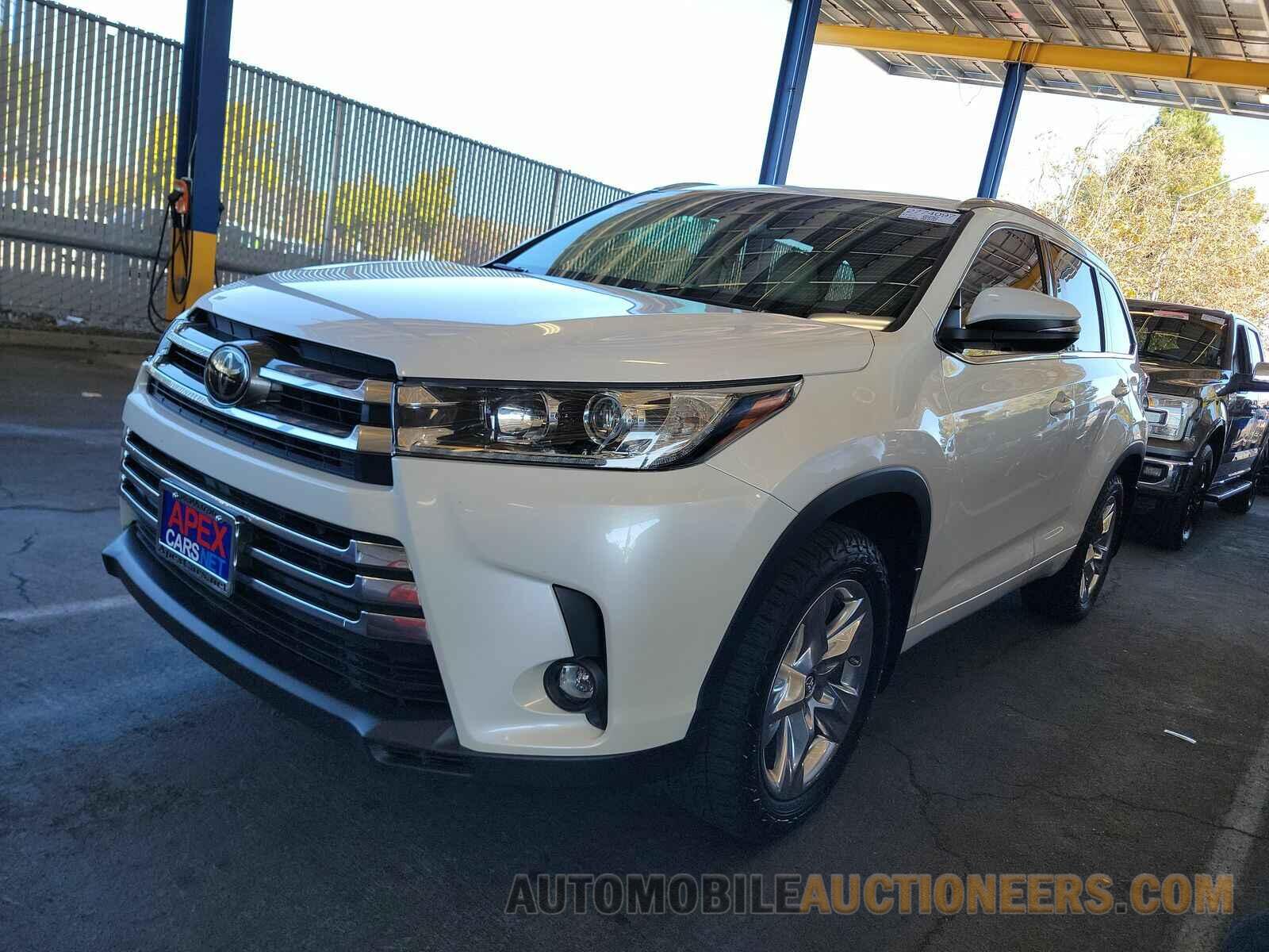 5TDDZRFH7KS992792 Toyota Highlander 2019