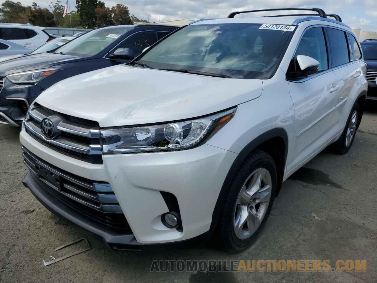 5TDDZRFH8JS900877 TOYOTA HIGHLANDER 2018