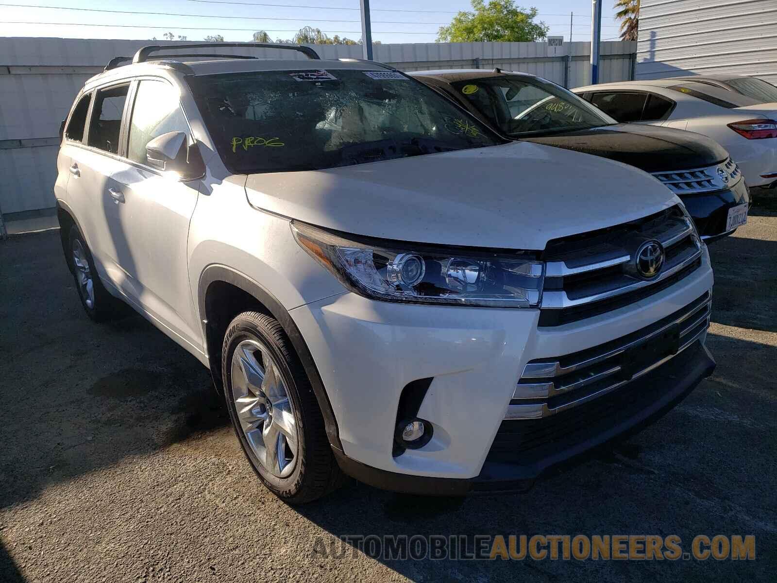 5TDDZRFH8KS973068 TOYOTA HIGHLANDER 2019