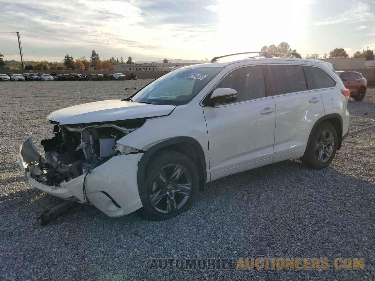 5TDDZRFH9JS801016 TOYOTA HIGHLANDER 2018