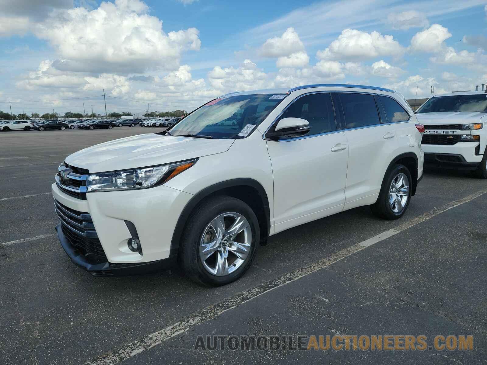 5TDDZRFH9KS700298 Toyota Highlander 2019