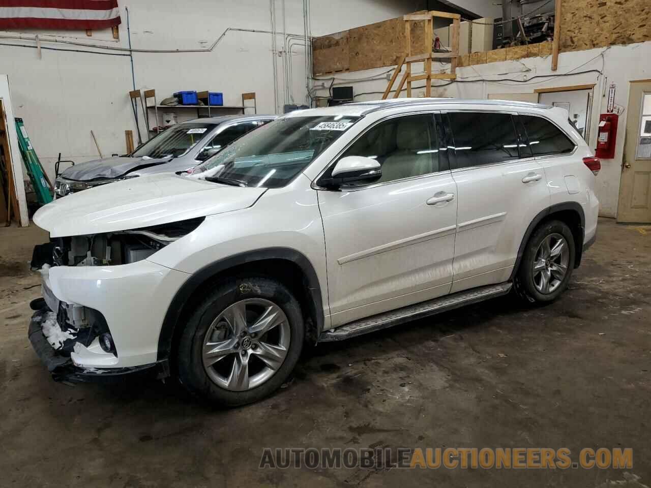 5TDDZRFH9KS920959 TOYOTA HIGHLANDER 2019