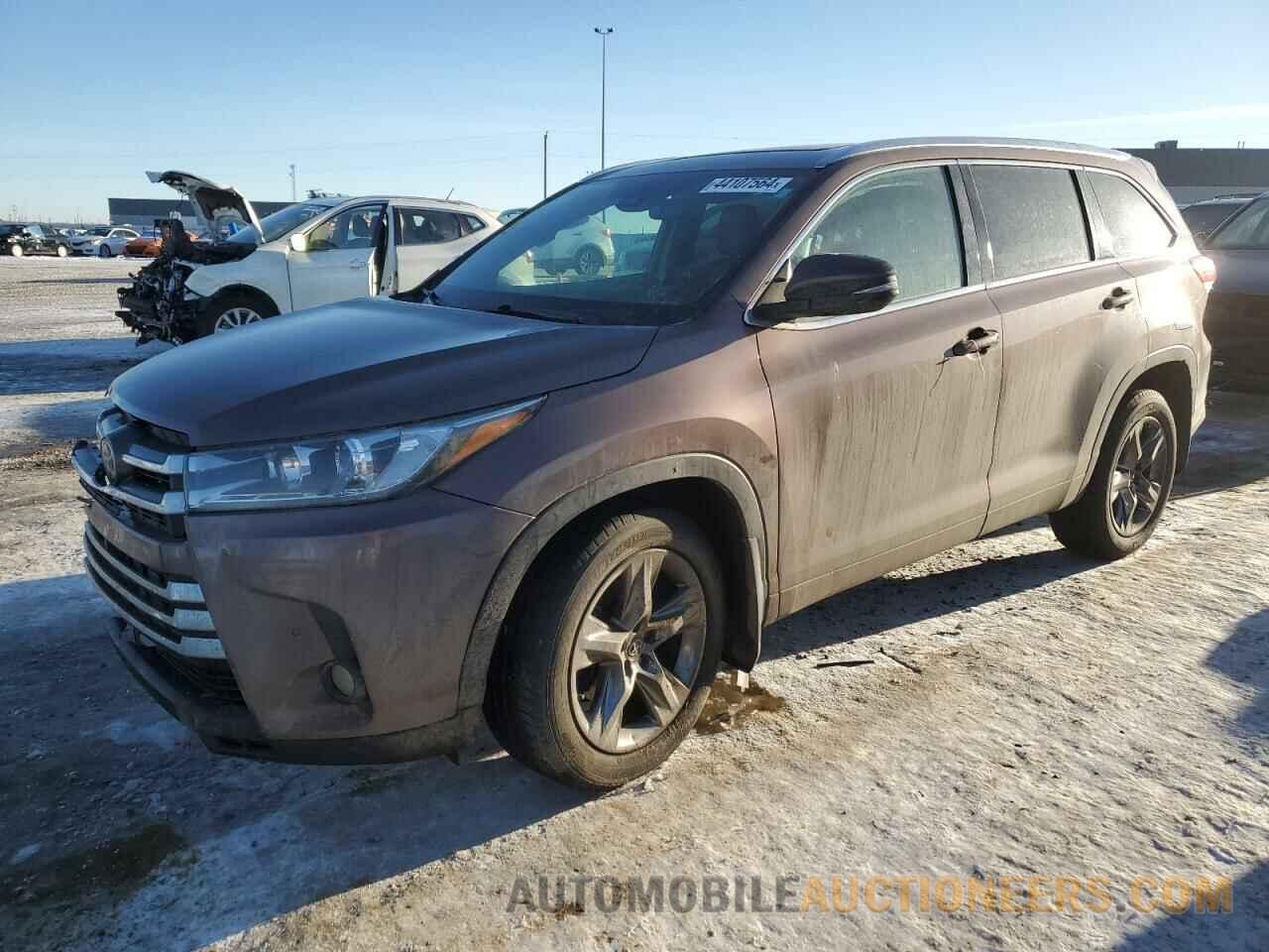 5TDDZRFHXHS390008 TOYOTA HIGHLANDER 2017