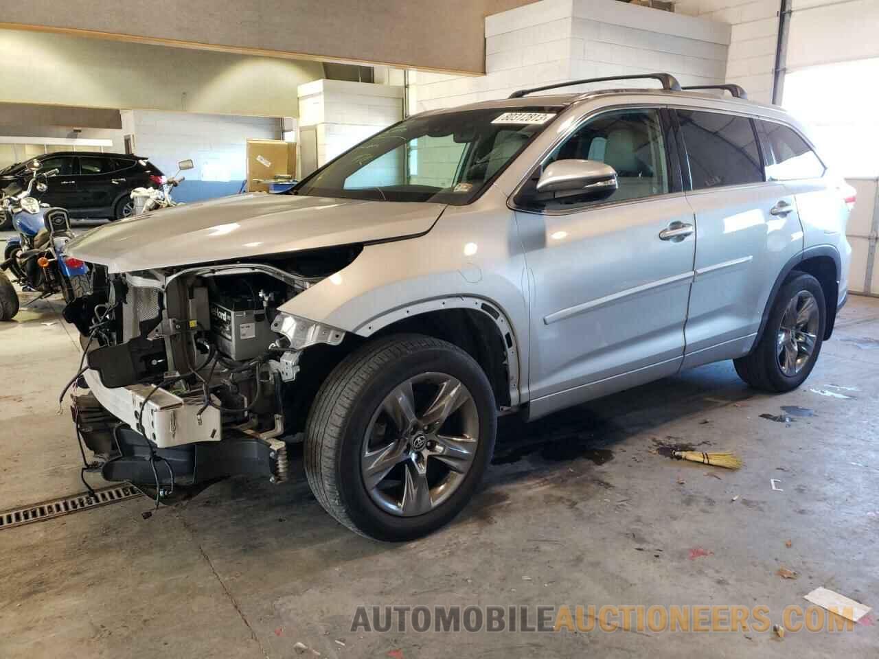 5TDDZRFHXKS917570 TOYOTA HIGHLANDER 2019