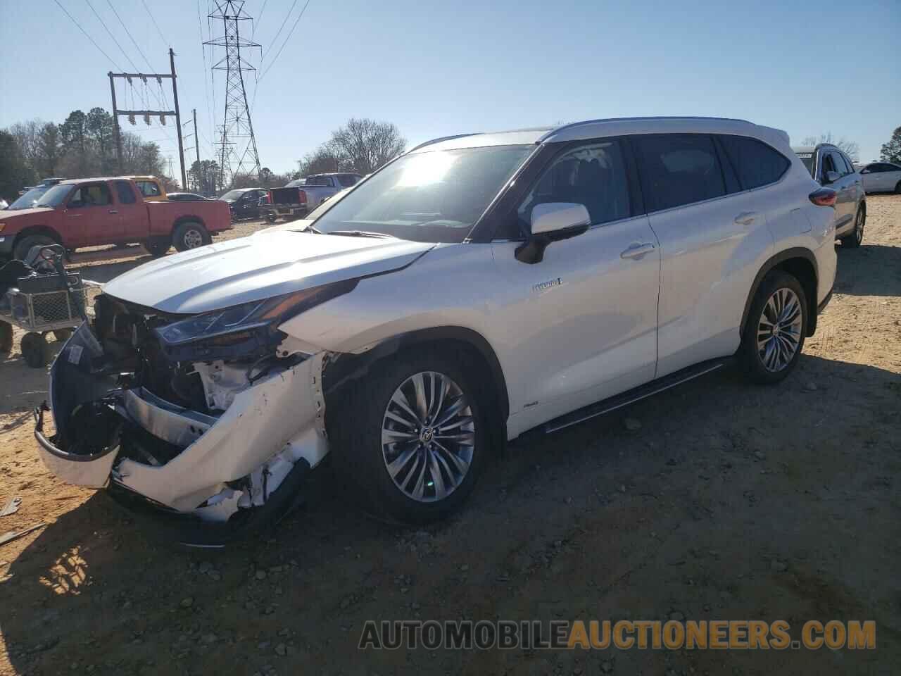 5TDEBRCH0MS040751 TOYOTA HIGHLANDER 2021