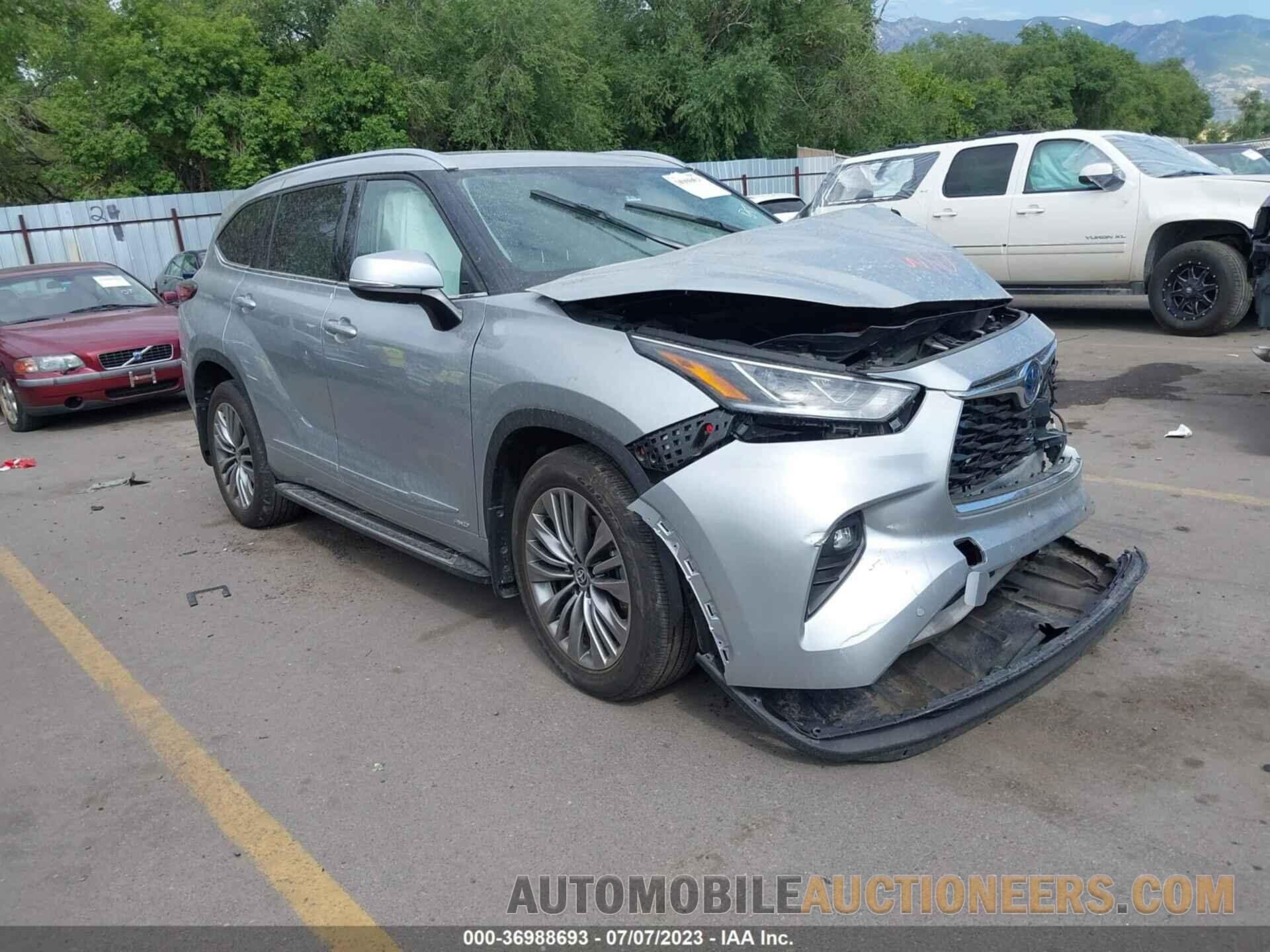 5TDEBRCH1NS079690 TOYOTA HIGHLANDER 2022