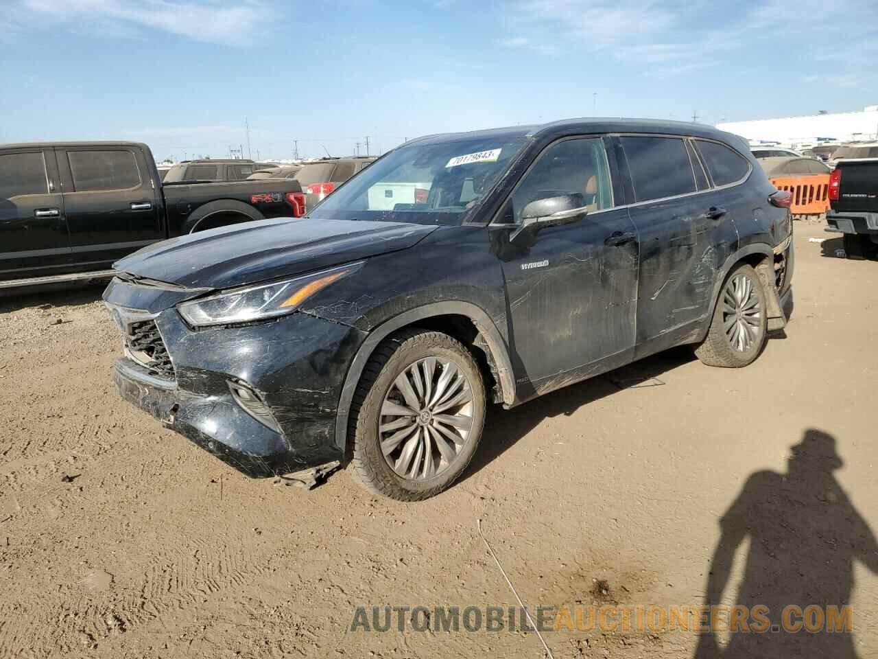 5TDEBRCH2MS015186 TOYOTA HIGHLANDER 2021