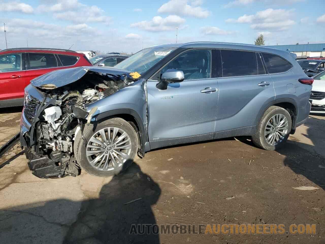 5TDEBRCH2MS025569 TOYOTA HIGHLANDER 2021