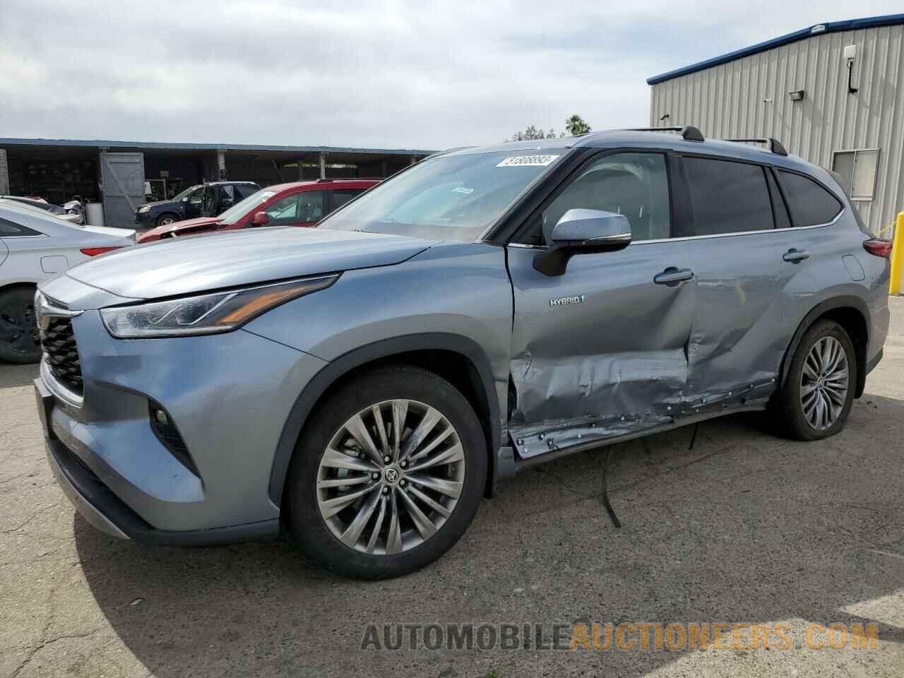 5TDEBRCH2MS049774 TOYOTA HIGHLANDER 2021