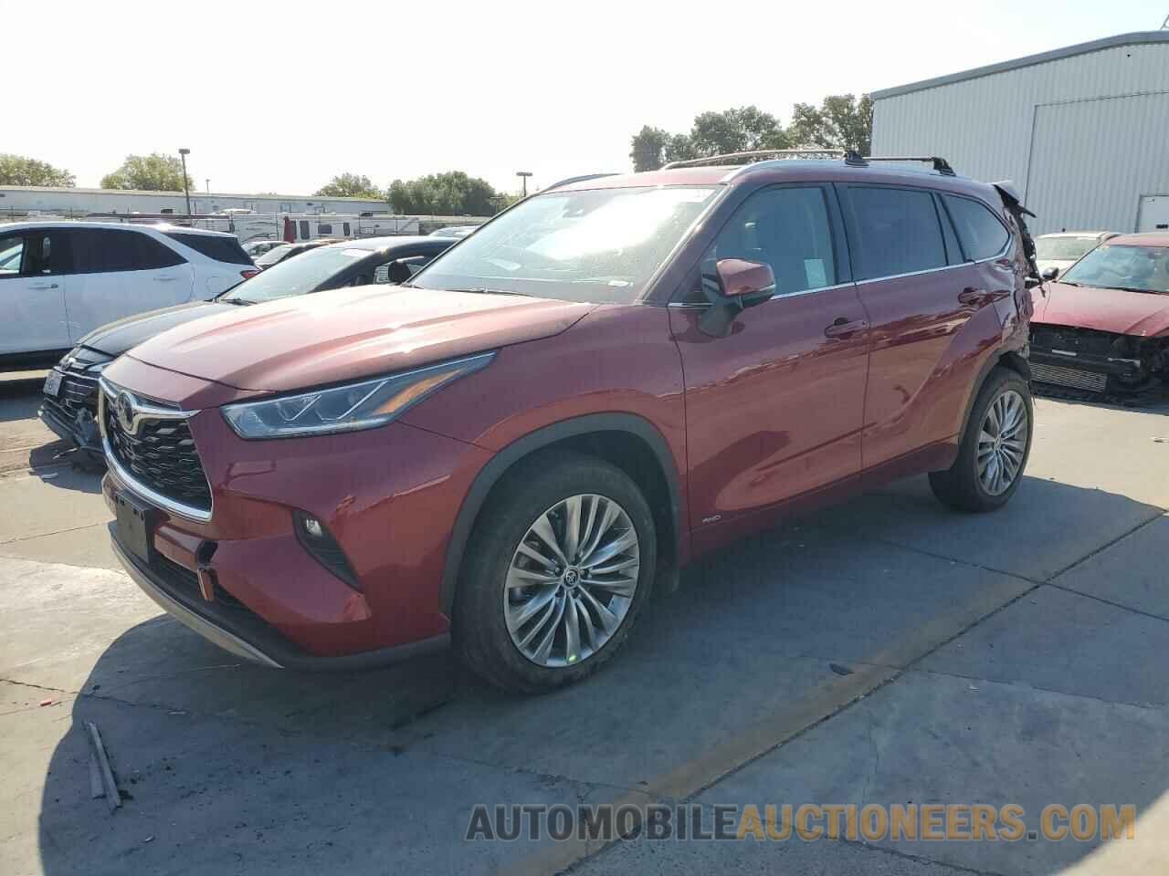 5TDEBRCH3NS083224 TOYOTA HIGHLANDER 2022