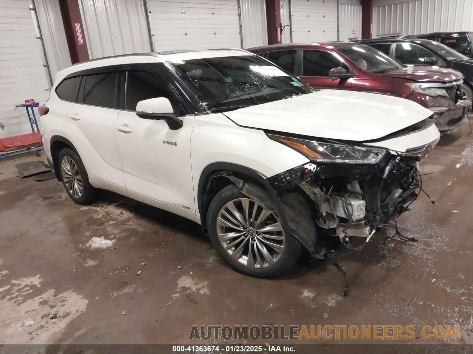 5TDEBRCH4LS012613 TOYOTA HIGHLANDER 2020