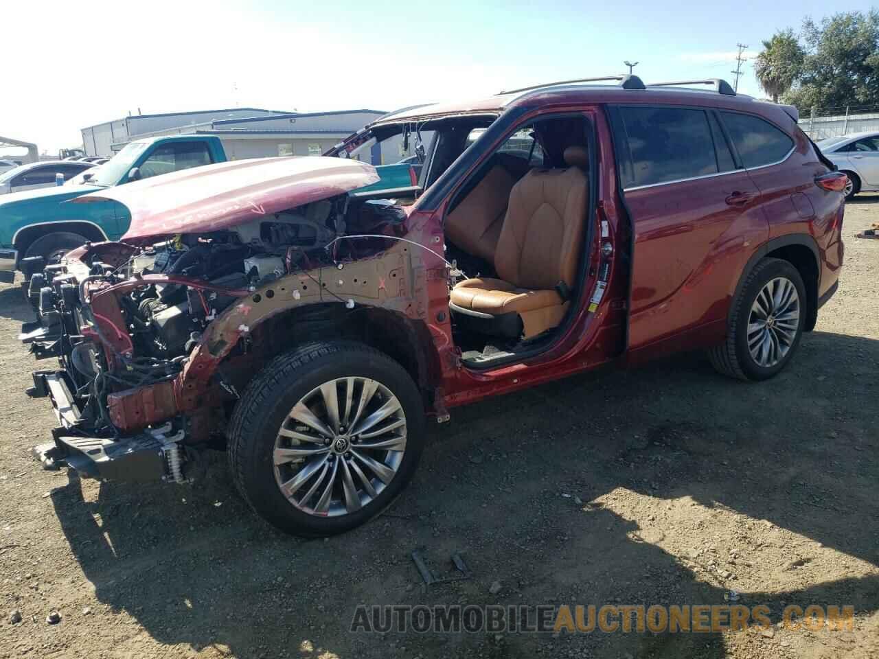 5TDEBRCH7MS015832 TOYOTA HIGHLANDER 2021