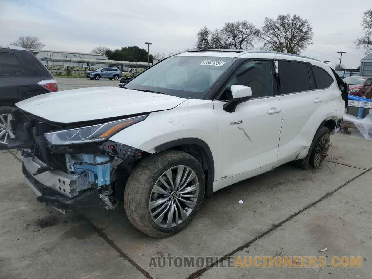 5TDEBRCH8LS005213 TOYOTA HIGHLANDER 2020