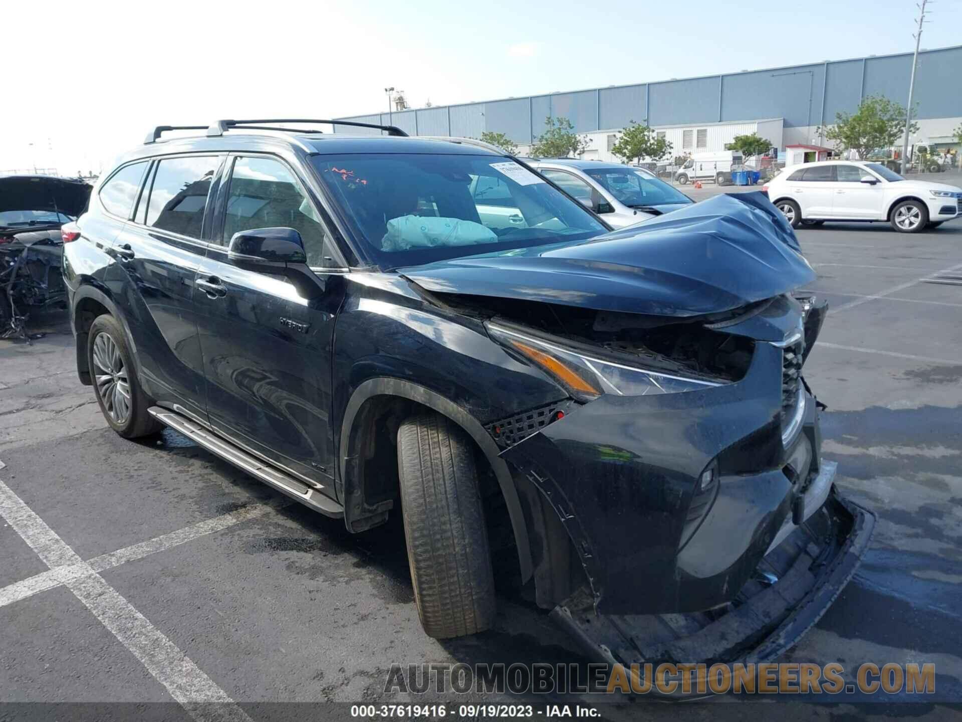 5TDEBRCHXMS063342 TOYOTA HIGHLANDER 2021