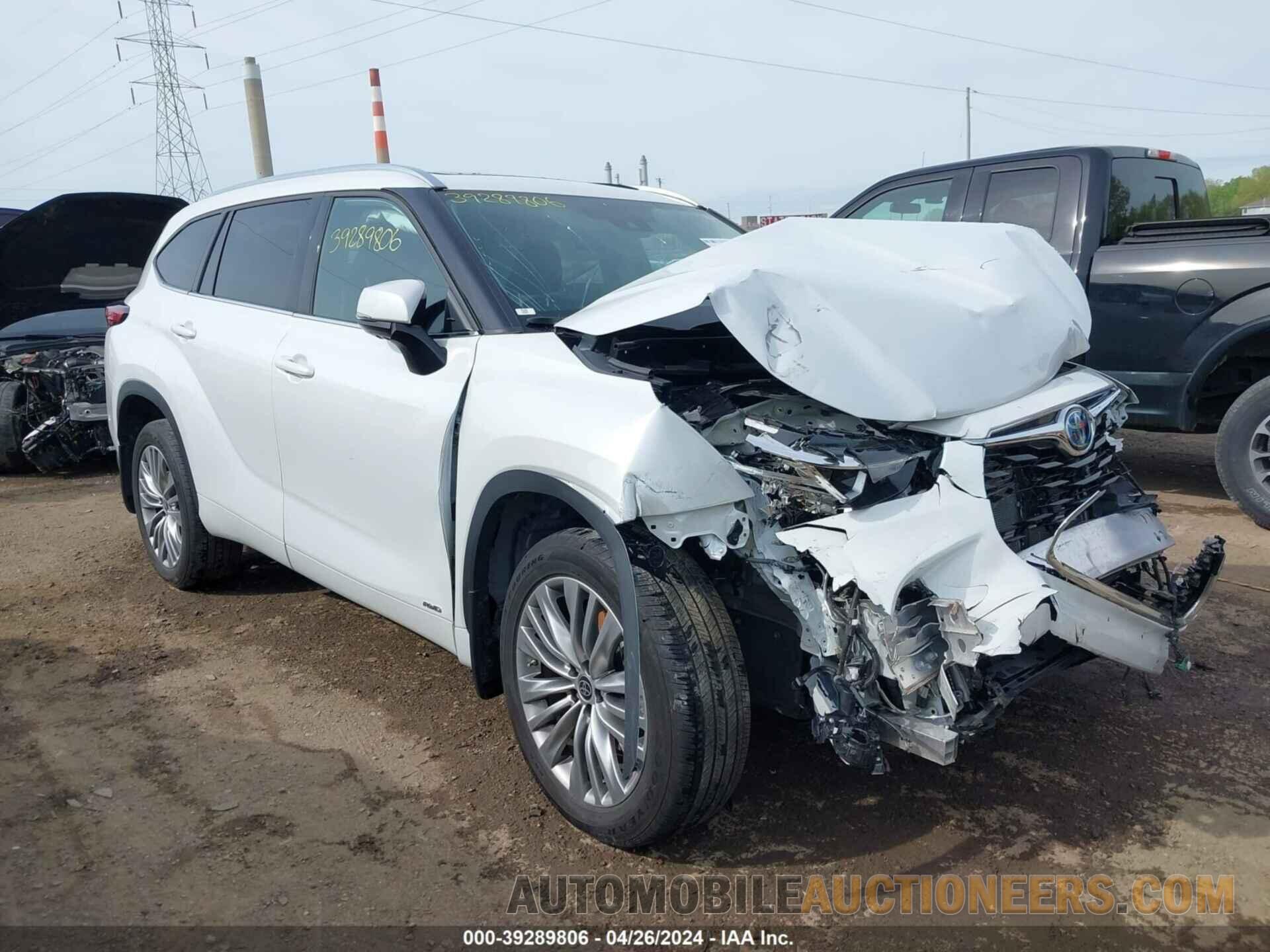 5TDEBRCHXNS085181 TOYOTA HIGHLANDER 2022