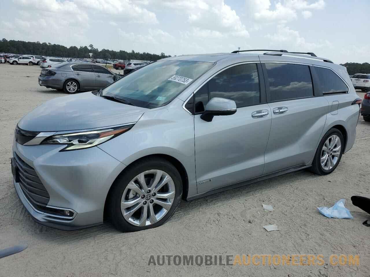 5TDERKECXMS017563 TOYOTA SIENNA 2021