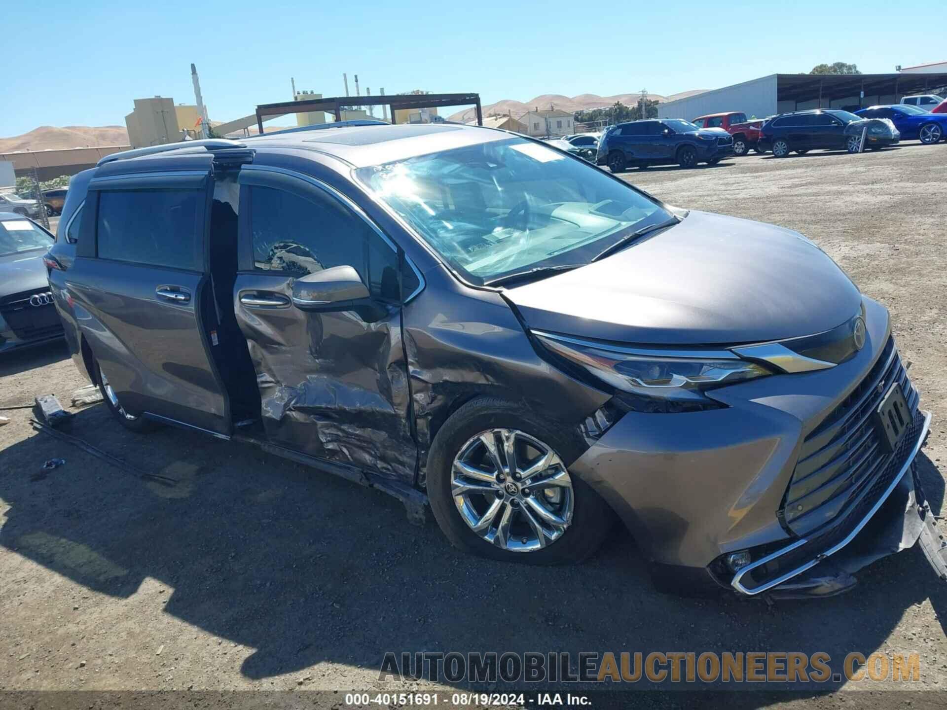 5TDESKFC1NS055199 TOYOTA SIENNA 2022