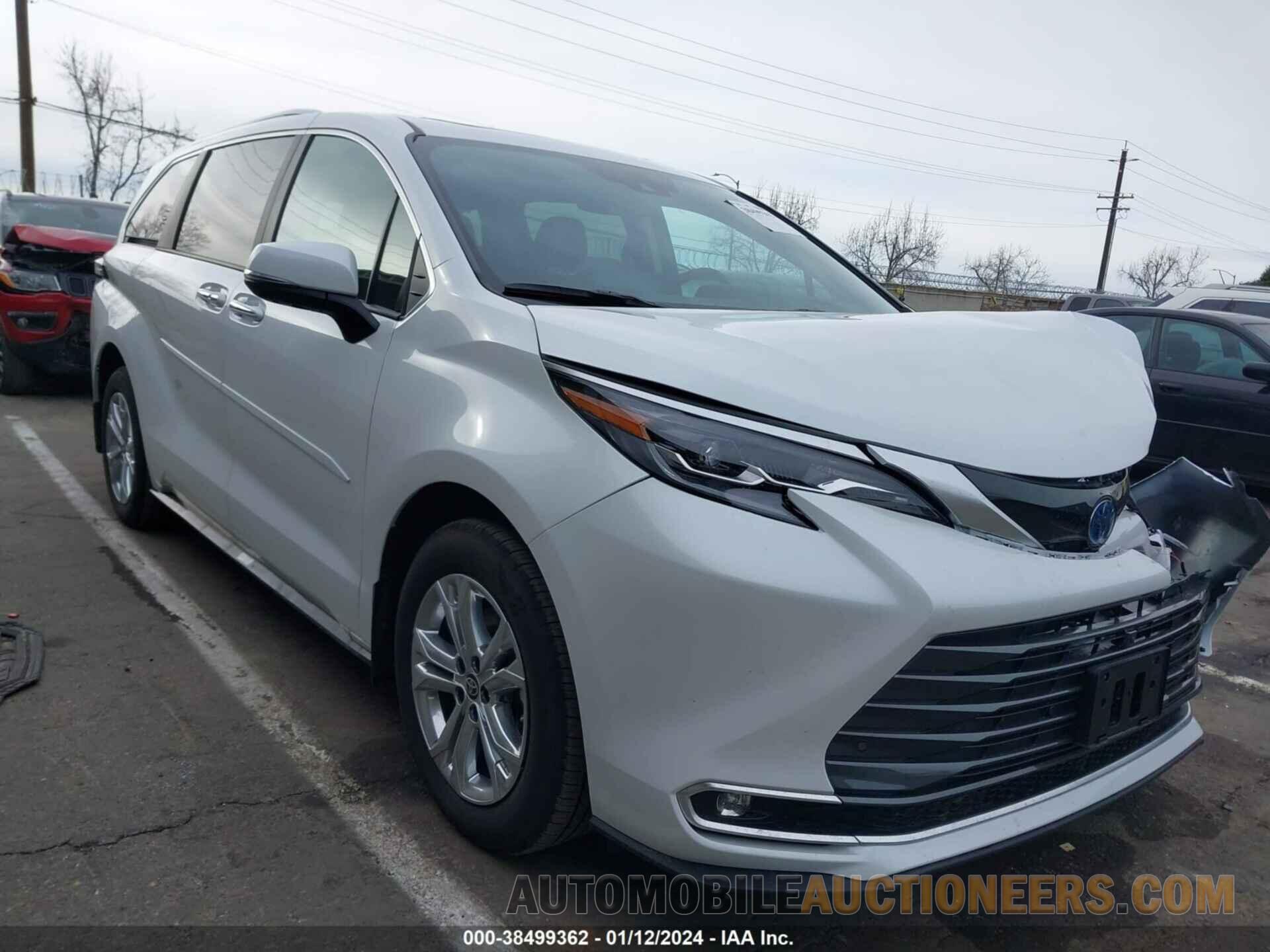 5TDESKFC4RS111691 TOYOTA SIENNA 2024