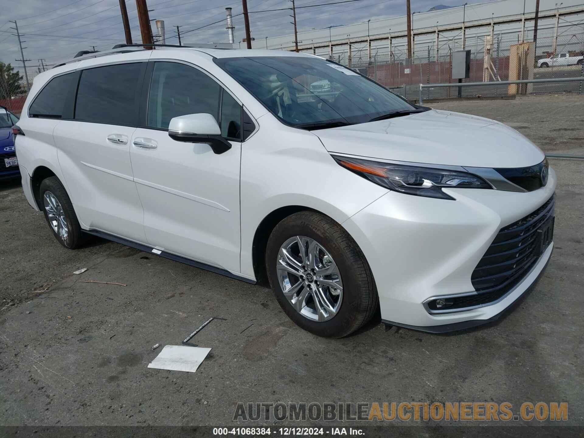 5TDESKFC4RS119032 TOYOTA SIENNA 2024