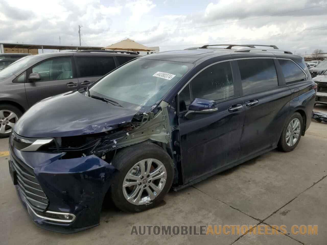 5TDESKFC8NS056494 TOYOTA SIENNA 2022