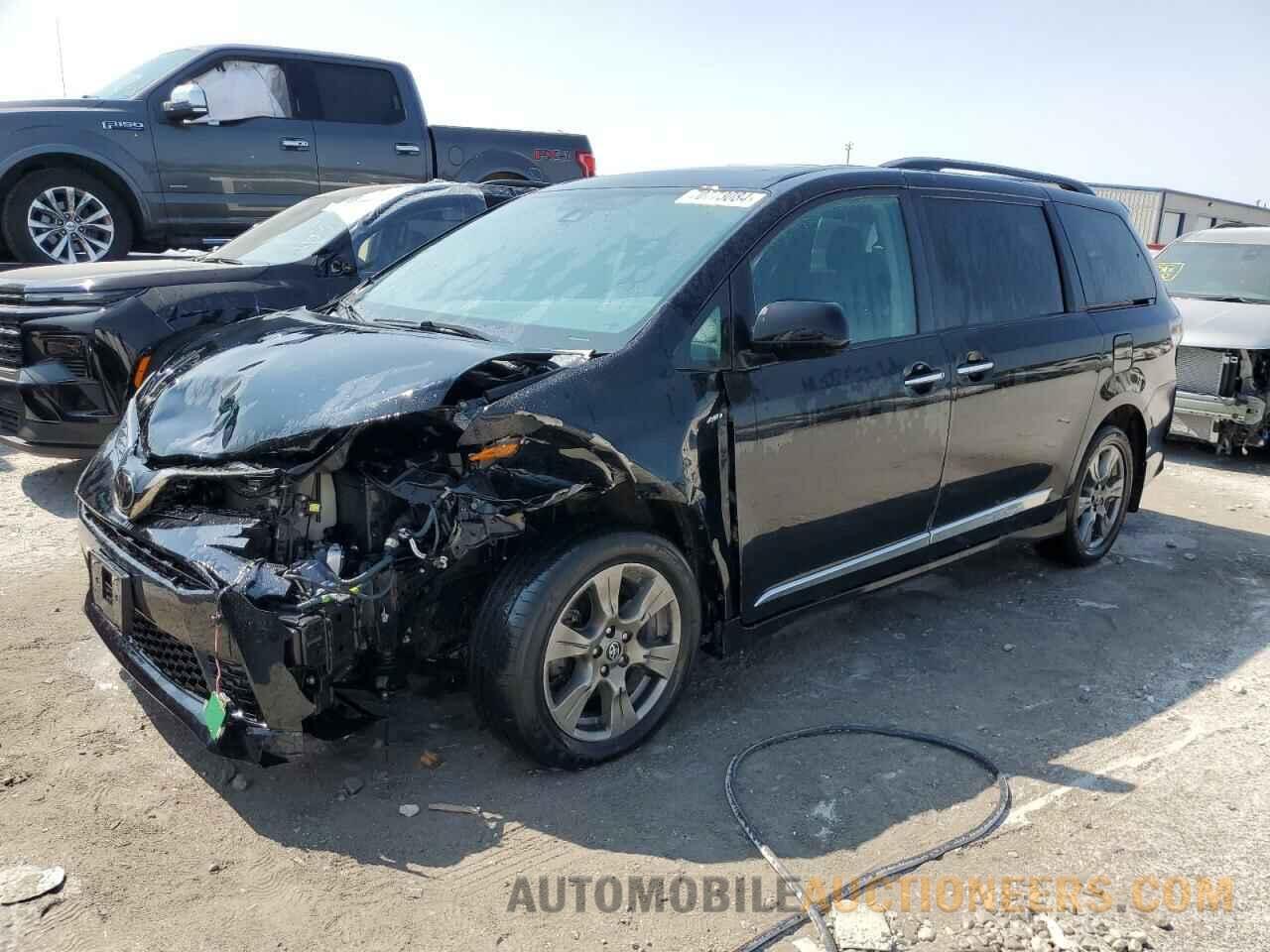 5TDEZ3DCXKS218626 TOYOTA SIENNA 2019