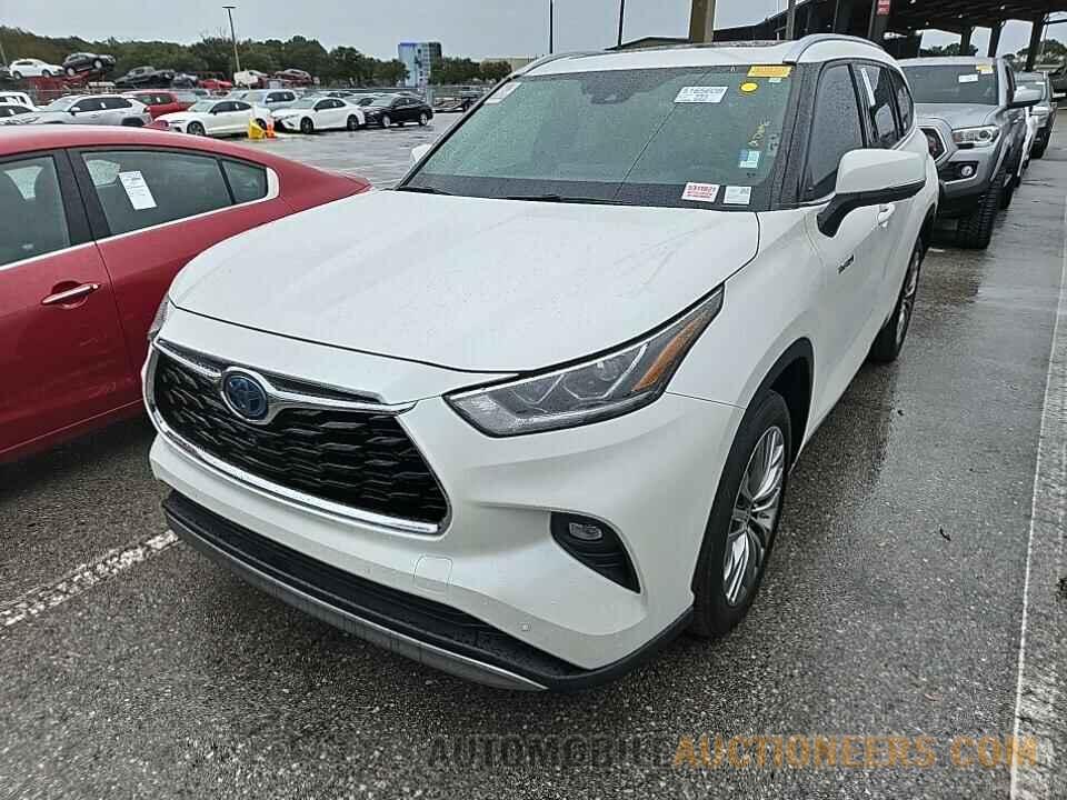 5TDFARAH0MS005637 Toyota Highlander Hybrid 2021