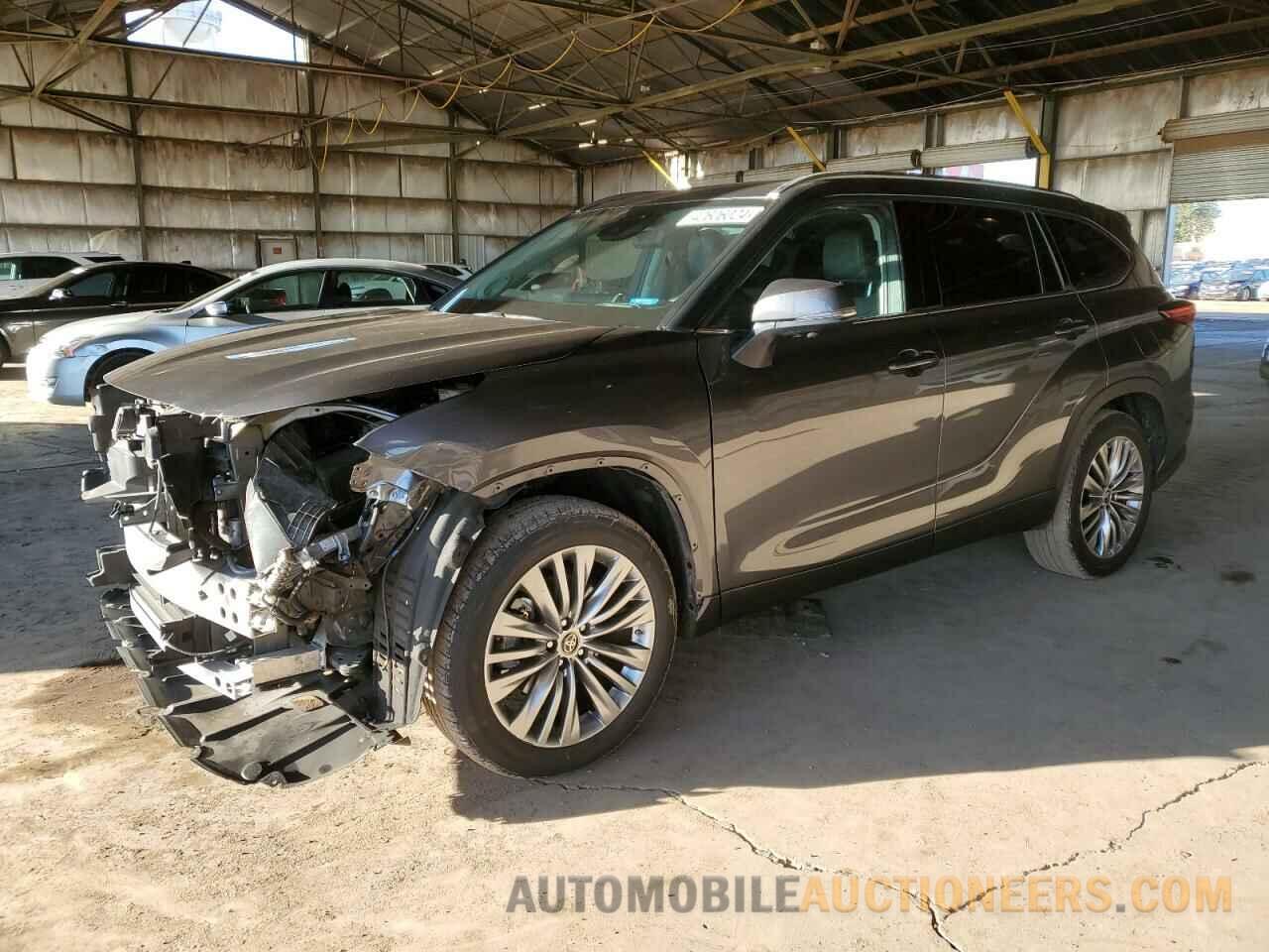 5TDFARAH4PS020887 TOYOTA HIGHLANDER 2023