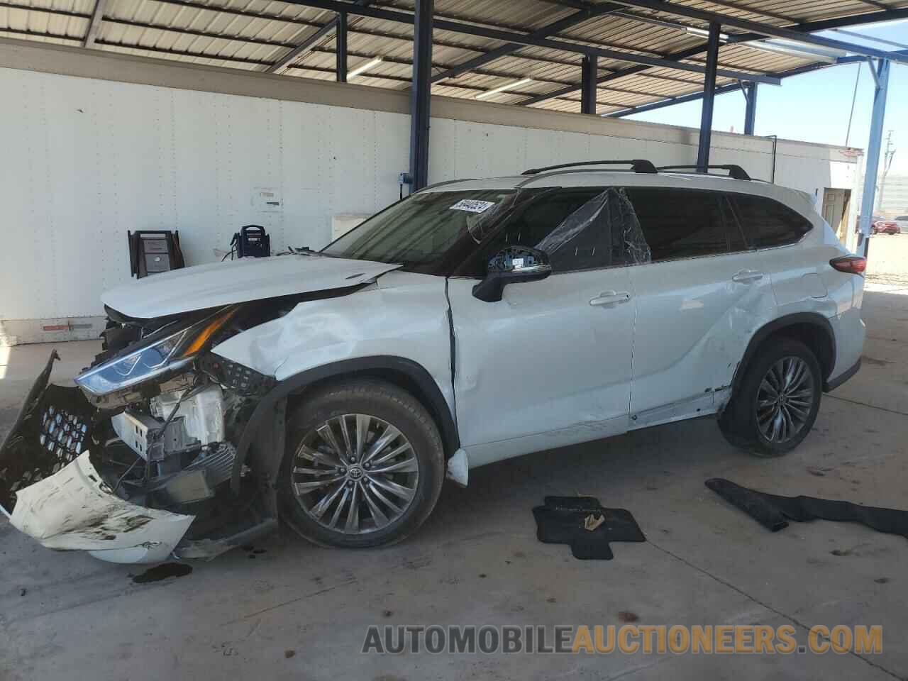 5TDFZRAH0NS098315 TOYOTA HIGHLANDER 2022