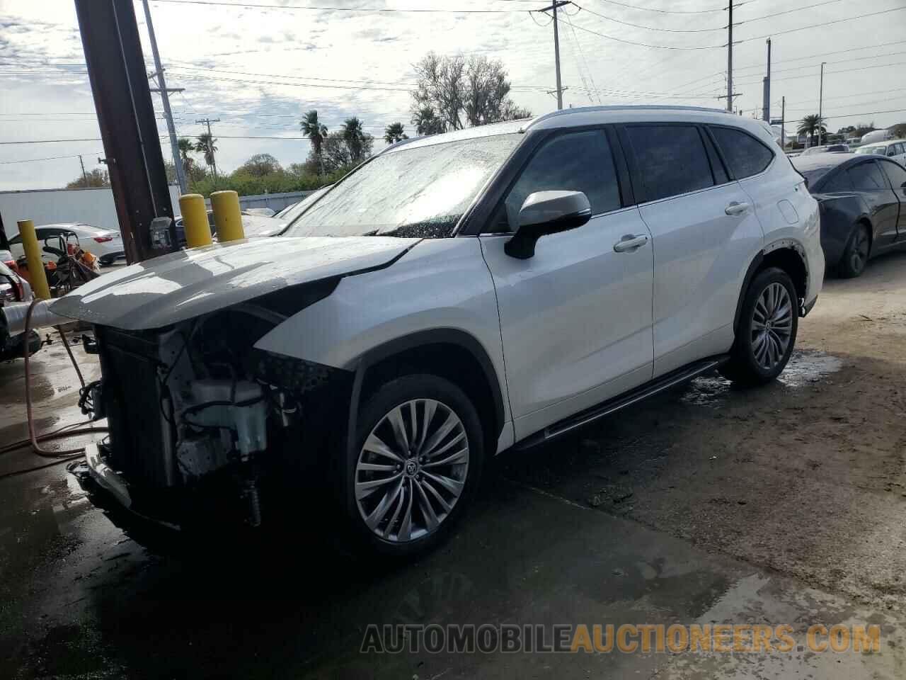 5TDFZRAH4MS060925 TOYOTA HIGHLANDER 2021