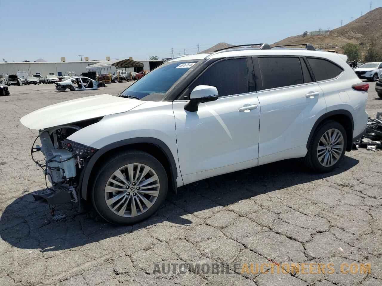 5TDFZRAH4NS127153 TOYOTA HIGHLANDER 2022