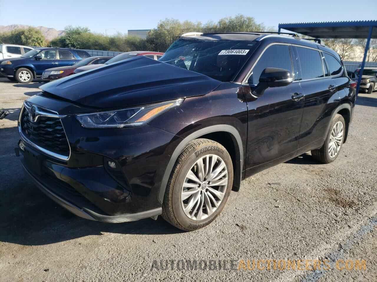 5TDFZRAH8NS142576 TOYOTA HIGHLANDER 2022