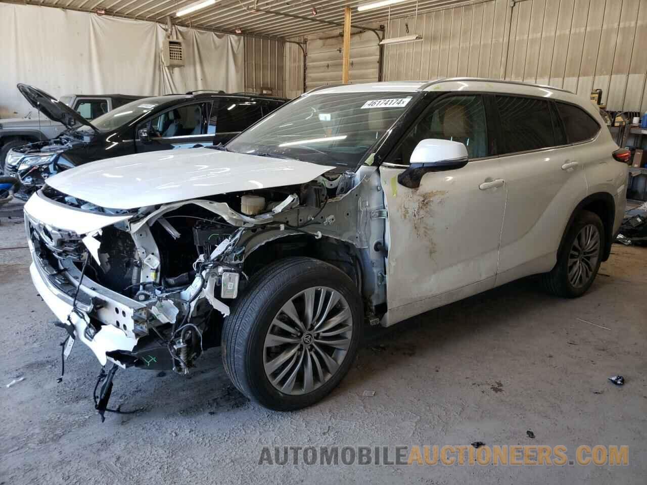 5TDFZRBH0MS069720 TOYOTA HIGHLANDER 2021