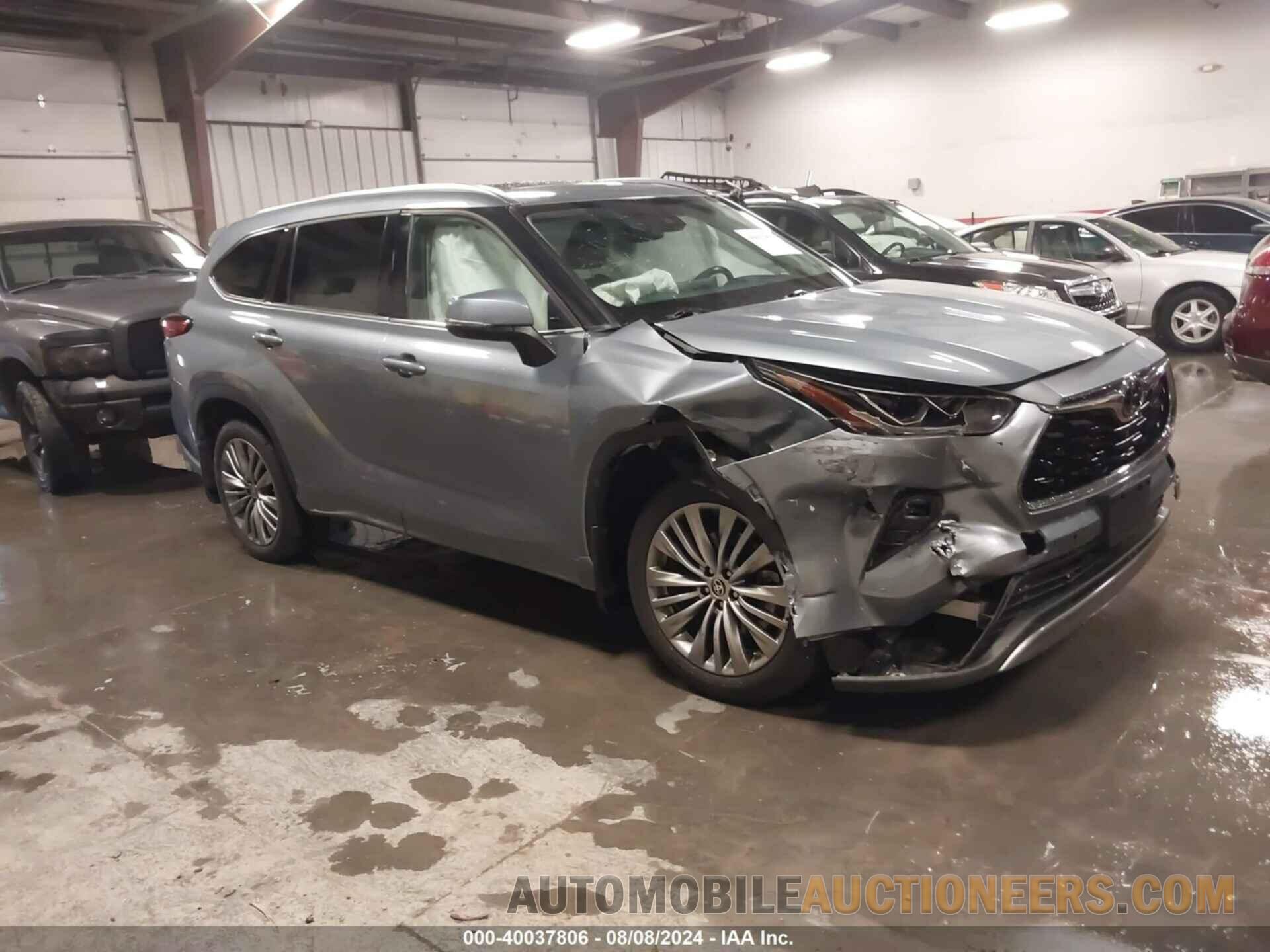 5TDFZRBH1MS111117 TOYOTA HIGHLANDER 2021