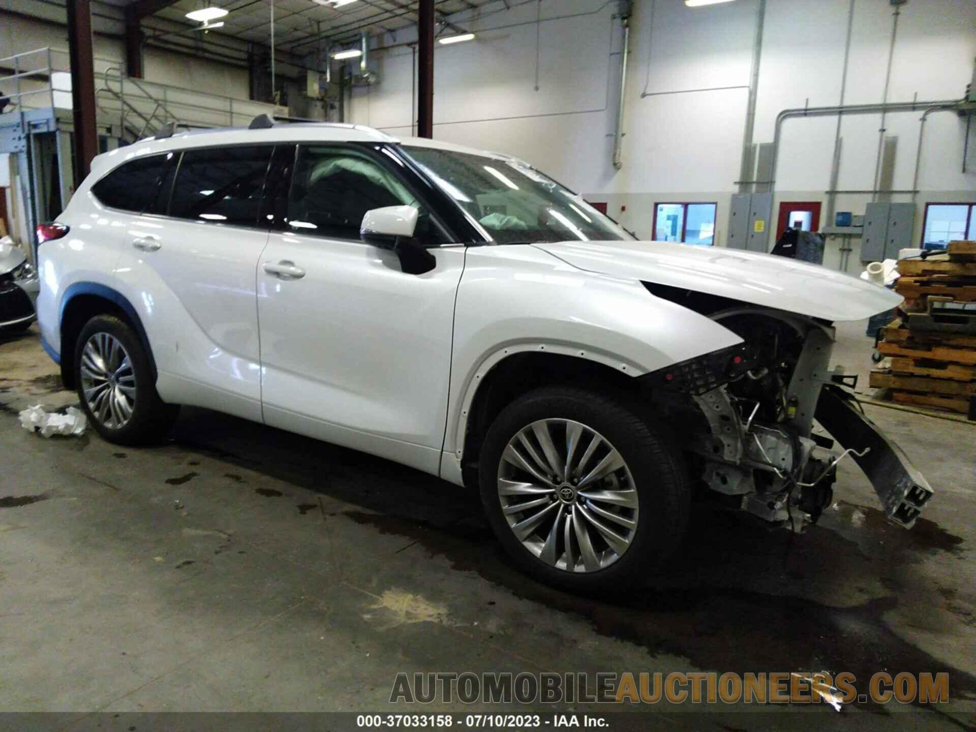 5TDFZRBH3NS216629 TOYOTA HIGHLANDER 2022