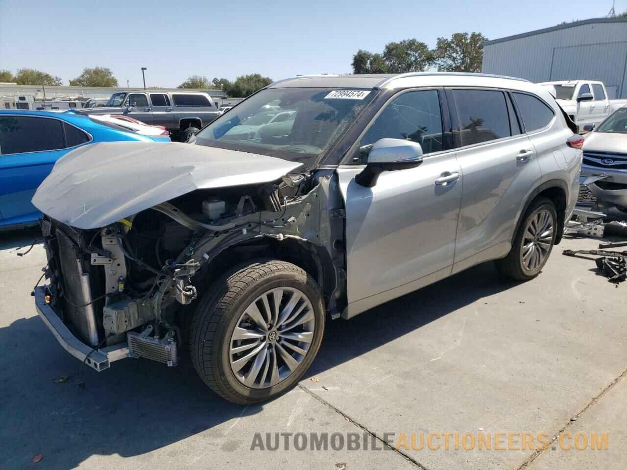 5TDFZRBH3NS235214 TOYOTA HIGHLANDER 2022