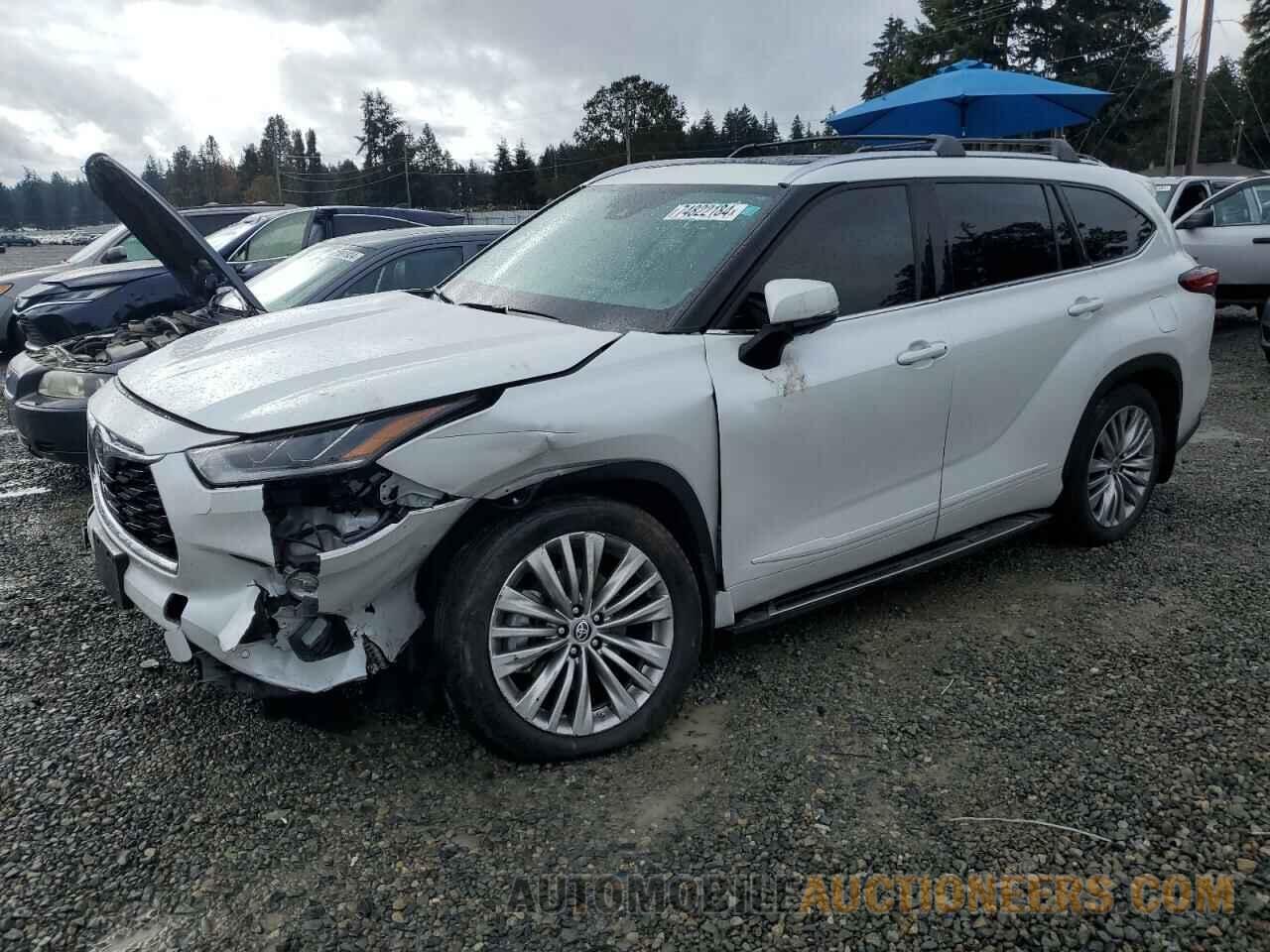 5TDFZRBH3NS235519 TOYOTA HIGHLANDER 2022