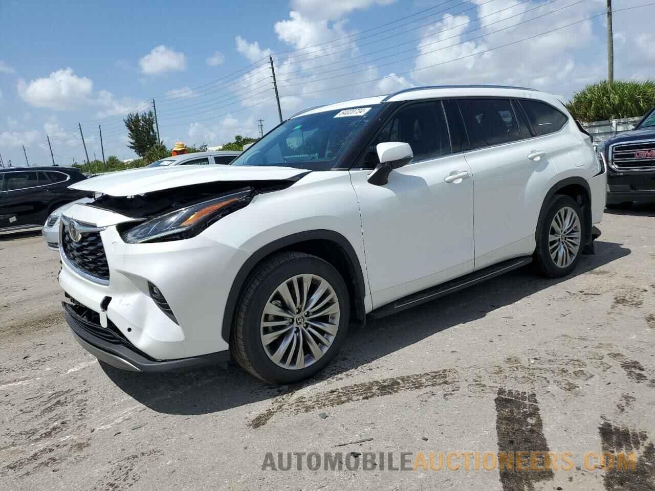 5TDFZRBH3NS256208 TOYOTA HIGHLANDER 2022