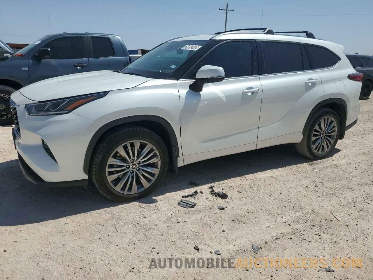 5TDFZRBH4NS162077 TOYOTA HIGHLANDER 2022