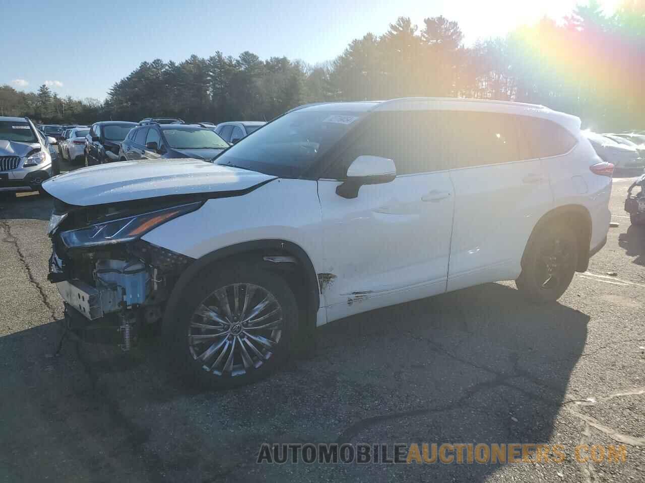 5TDFZRBH5MS131533 TOYOTA HIGHLANDER 2021