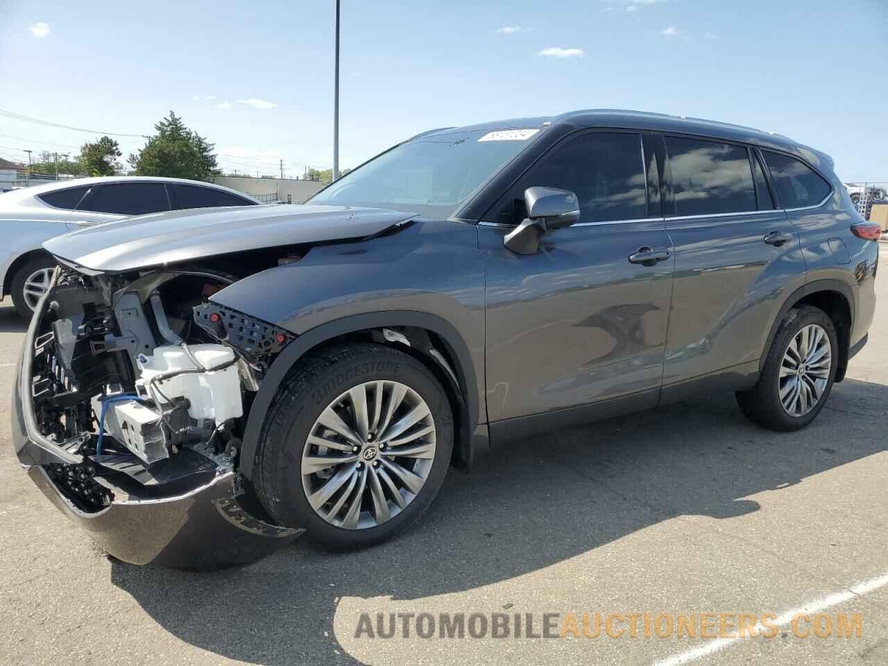 5TDFZRBH5NS213747 TOYOTA HIGHLANDER 2022