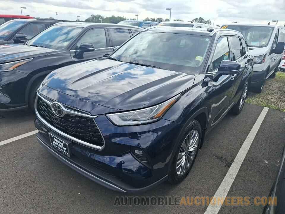 5TDFZRBH6MS158269 Toyota Highlander 2021