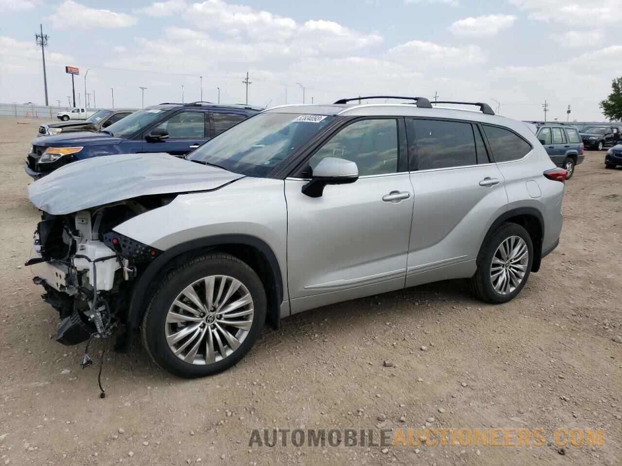 5TDFZRBH6NS232453 TOYOTA HIGHLANDER 2022