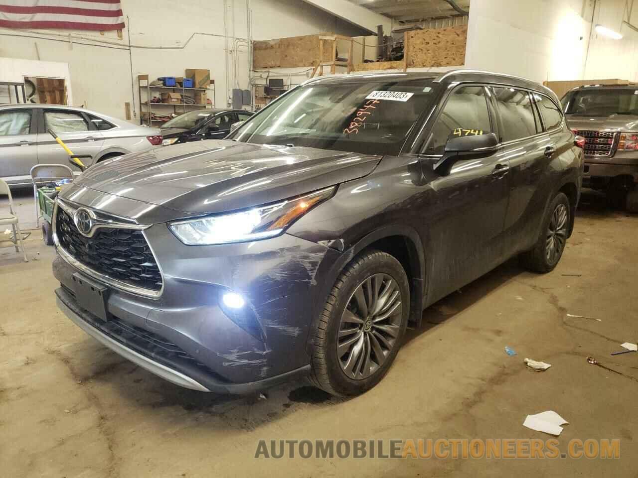 5TDFZRBH8LS003933 TOYOTA HIGHLANDER 2020