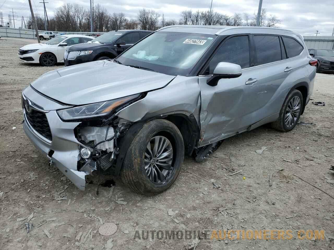 5TDFZRBH8LS017492 TOYOTA HIGHLANDER 2020